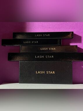 LASH STAR - False Eyelash set (NWOT) 5 pieces